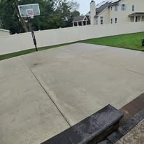 Clean concrete court