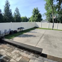 Clean side yard